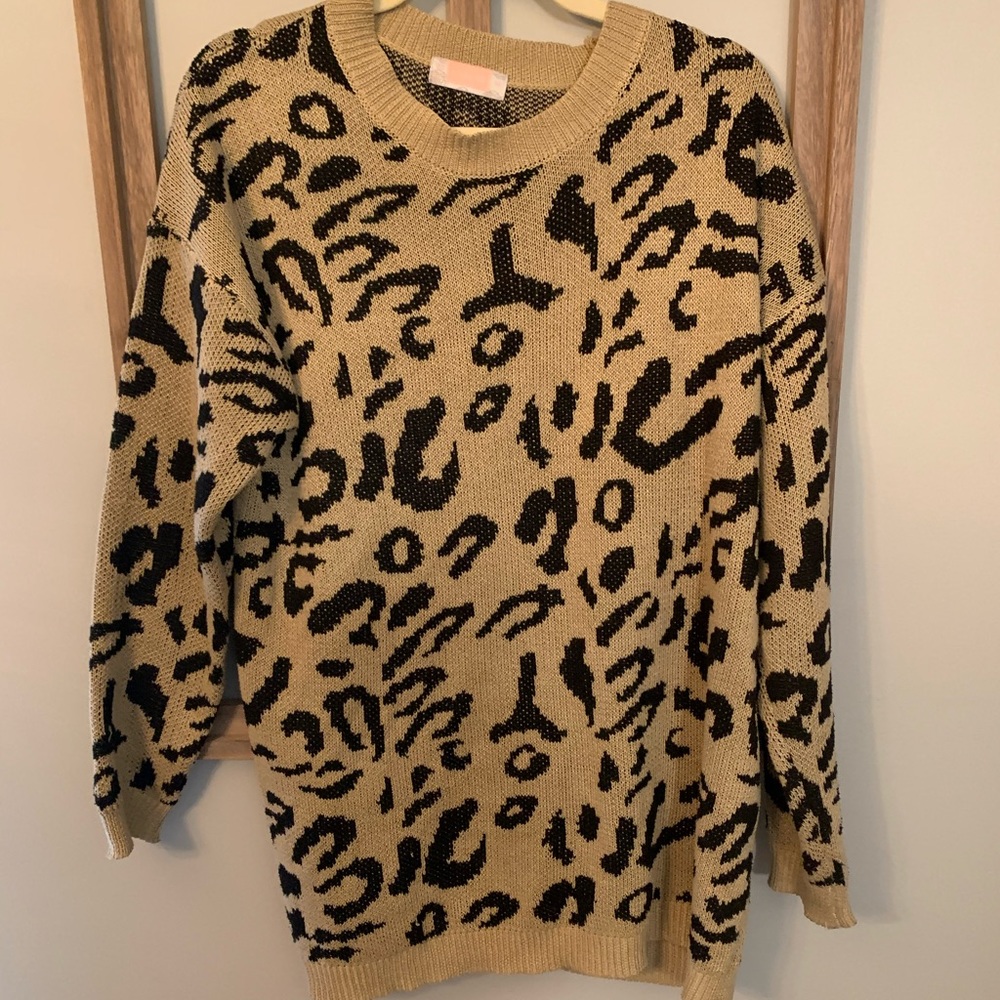 Lighter leopard long sweater🐆🖤